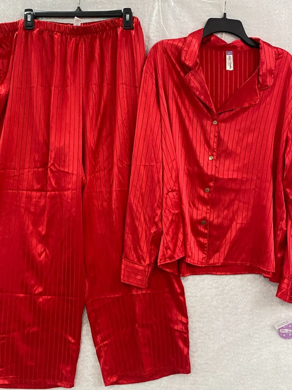 Lilac + London Satin Pajamas Red Button Up Women's XXL Long Sleeve Pin Stripe.